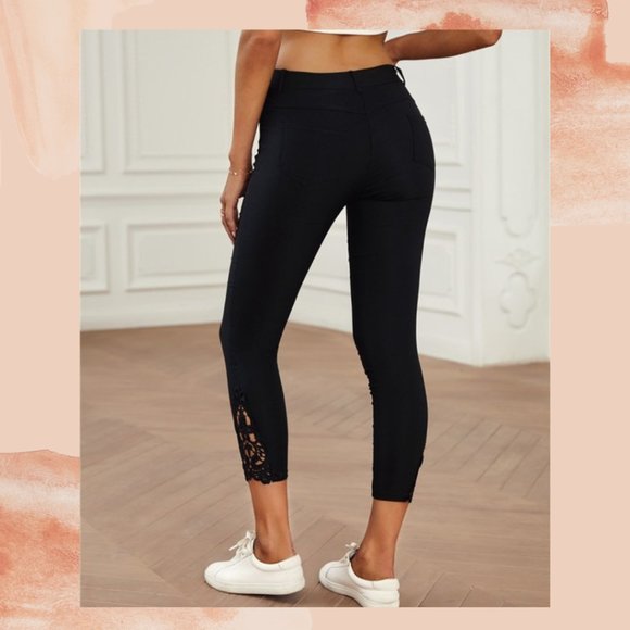 Stretchy Black Lace Capri Pants - Picture 2 of 2